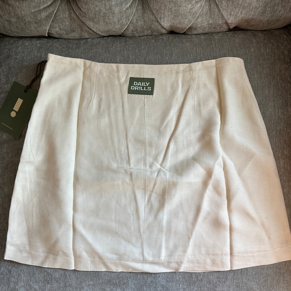 DAILY DRILLS LINEN SKIRT - Picture 4 of 5